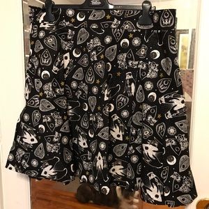 NWT Retrolicious black white and gold ouija print A-line skirt witchy vibes 1X